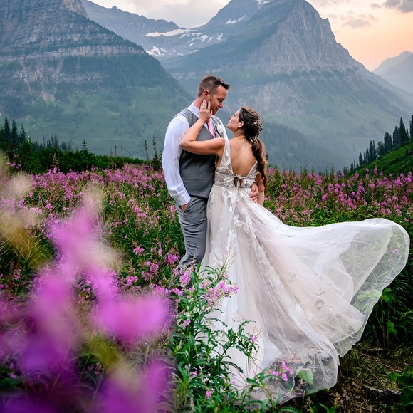 Meet your Posher, Sydney - Picture 2 of 5